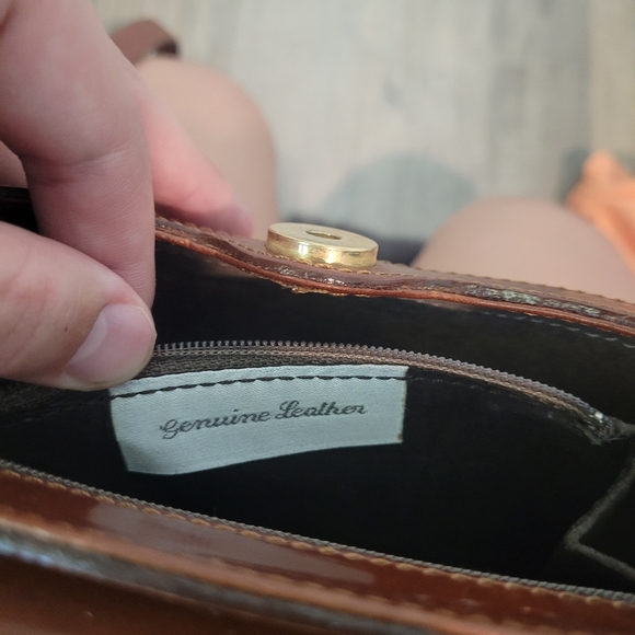 De vecchi by Hamilton hodge purse - Picture 8 of 8